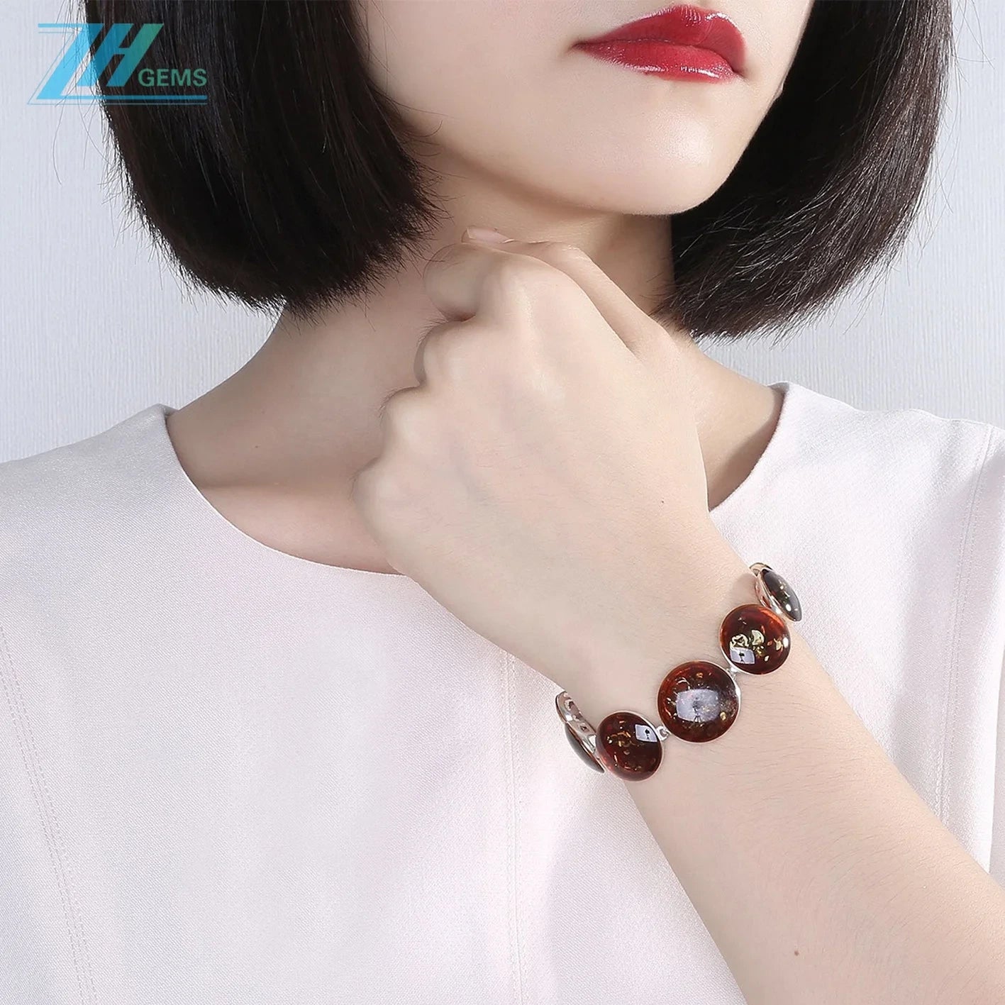 Natural Amber Beads Gemstone Bracelet Fashion Design 20.8g Made Of Natural Amber Jewelry For Gift Elegant Huge Gemstone